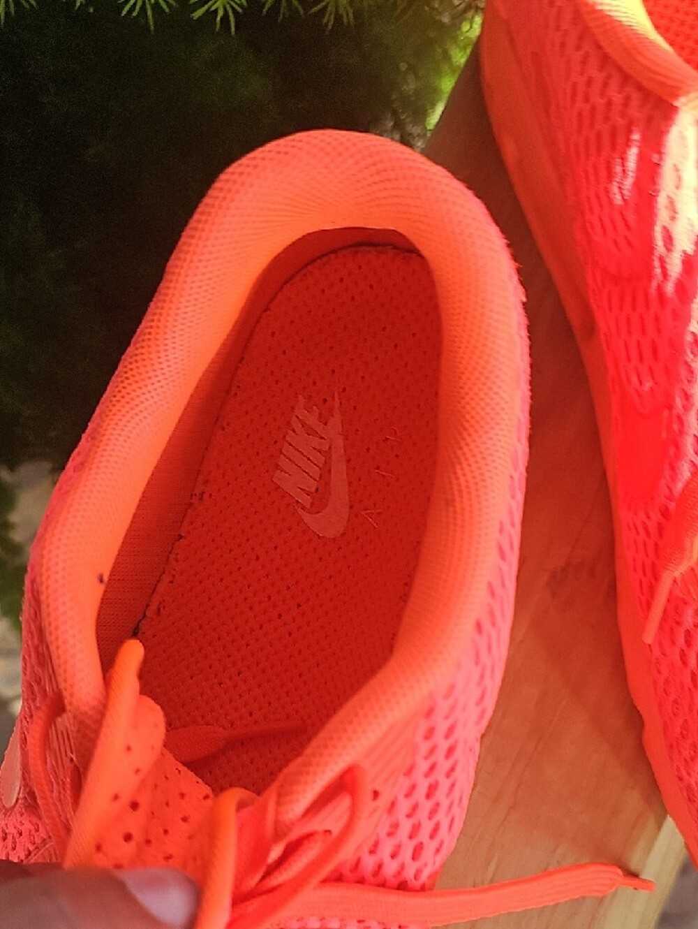 Nike Men’s Neon Orange Lace-Up Sneakers - Picture 6 of 7